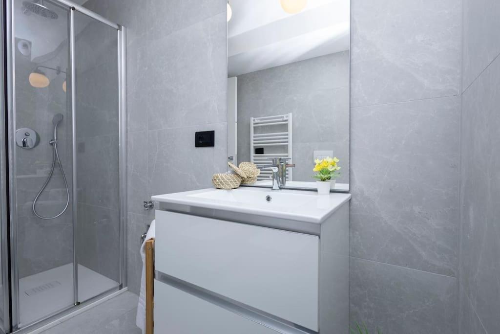 Darsena Charming Apartment By 101Flats Mailand Exterior foto
